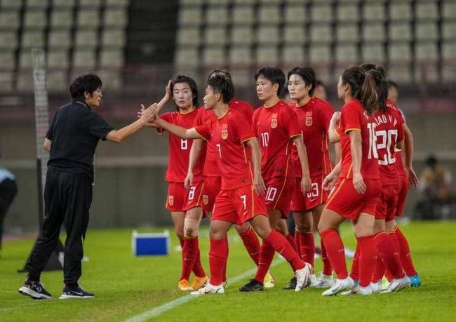 女人18片免费视频网站
